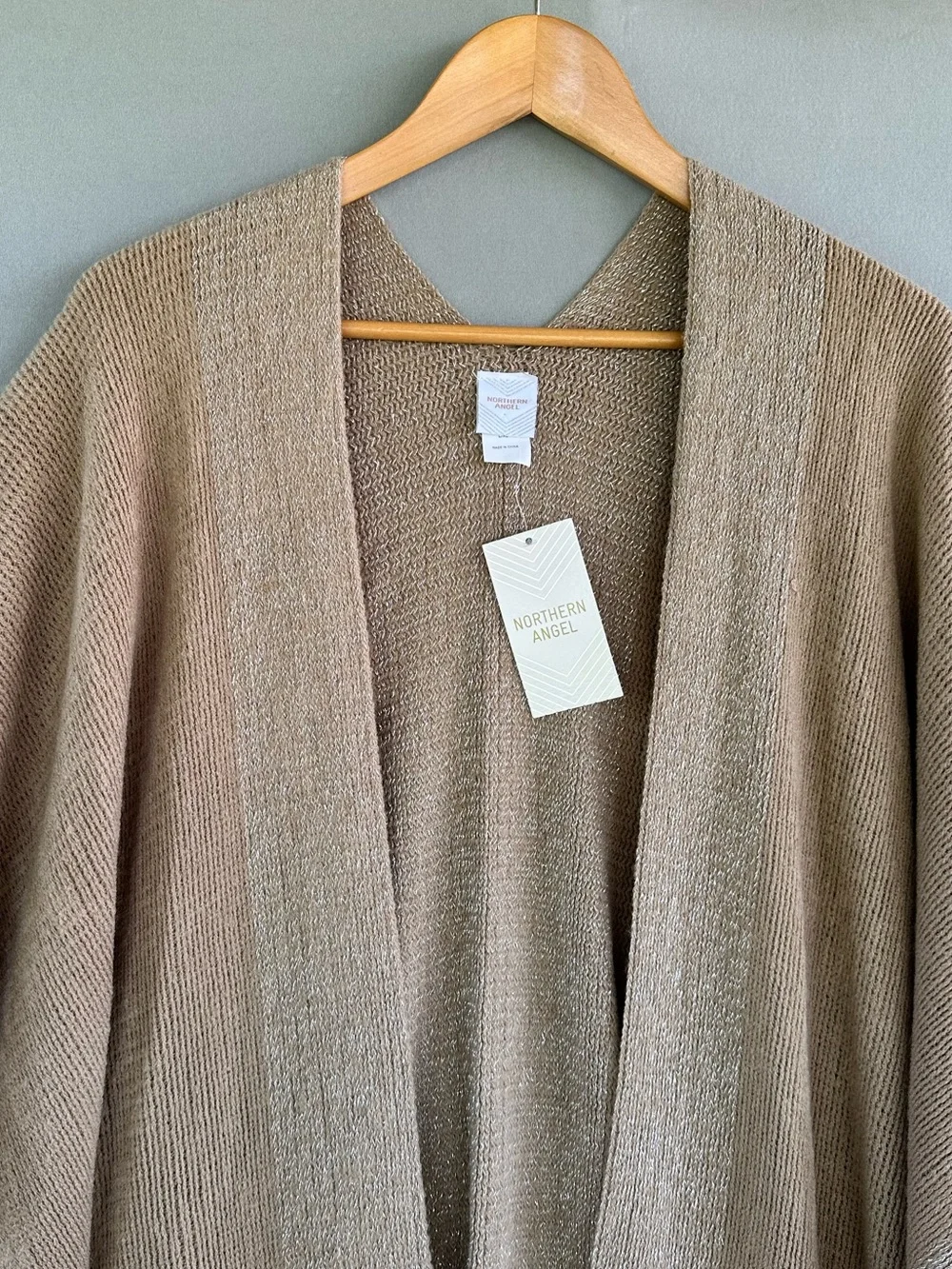 🎉5 for $45🎉 NWT Northern Angel poncho cover up size L/XL